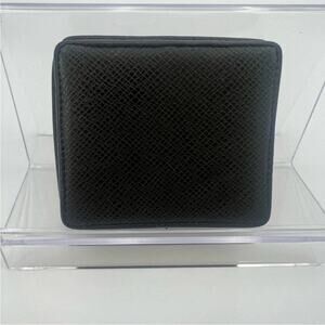 LOUIS VUITTON RARE Epi Porte-Monnaie Boite Coin Purse/Holder